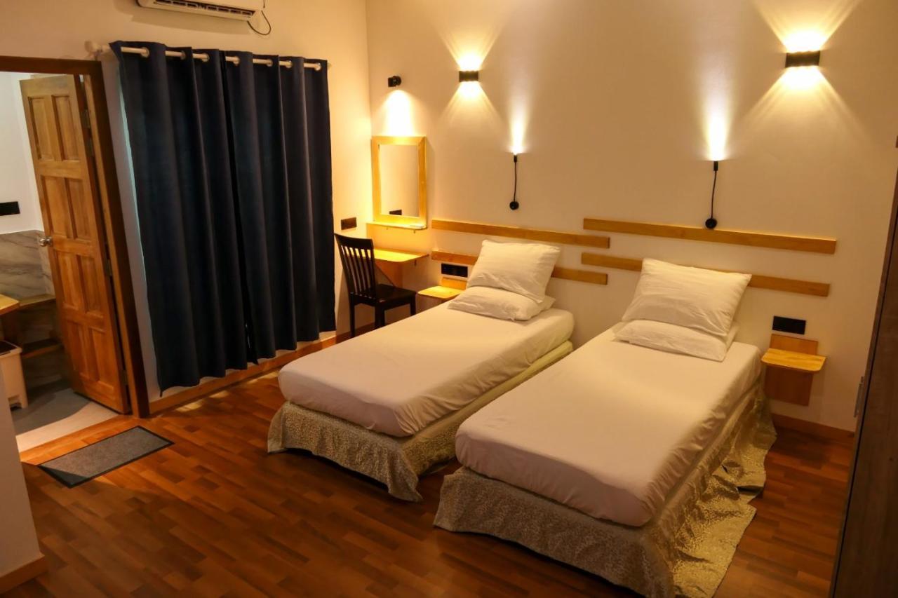 Hotel Ayira Maldives Feridhoo Exterior foto